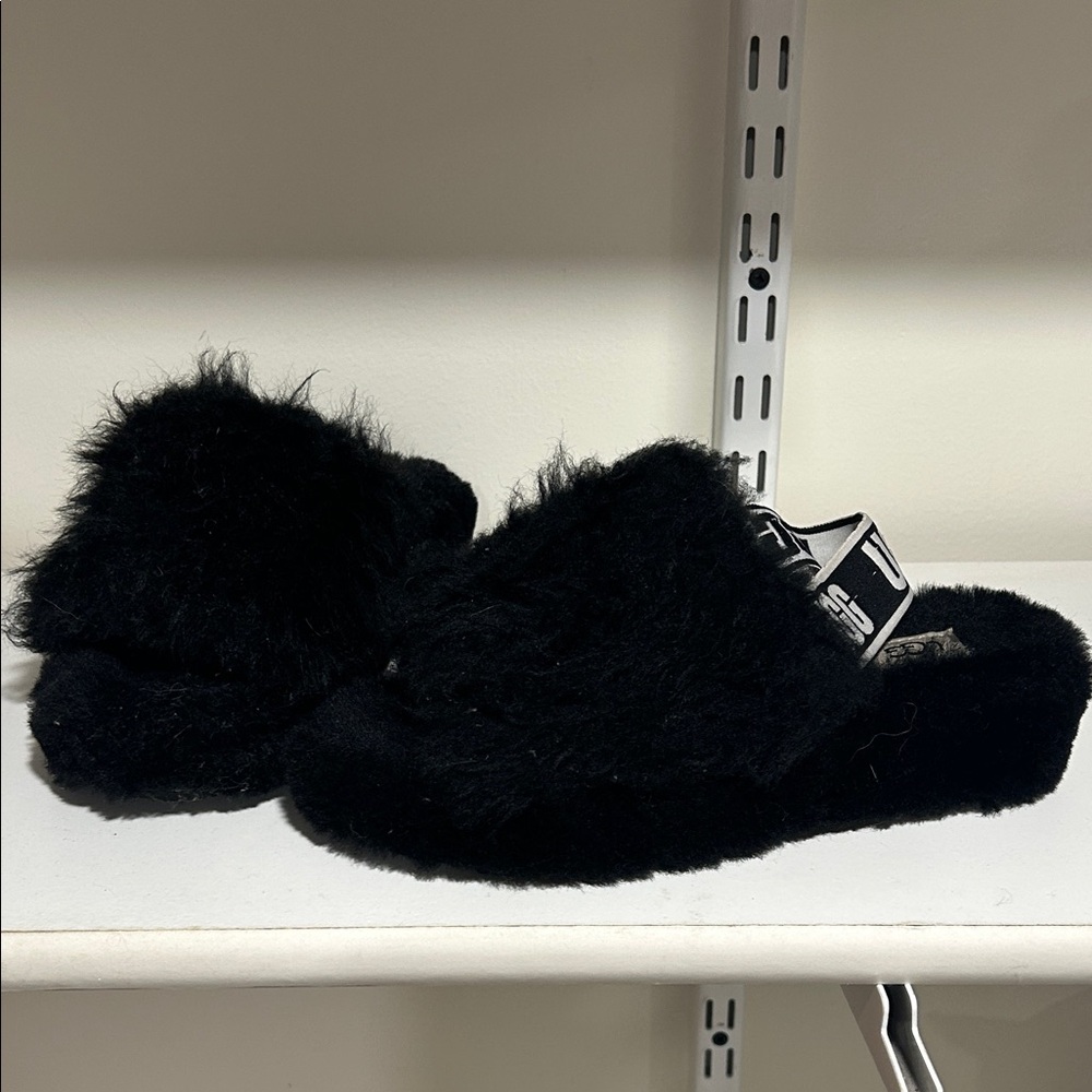 UGG Kids Black Fluffy Slippers